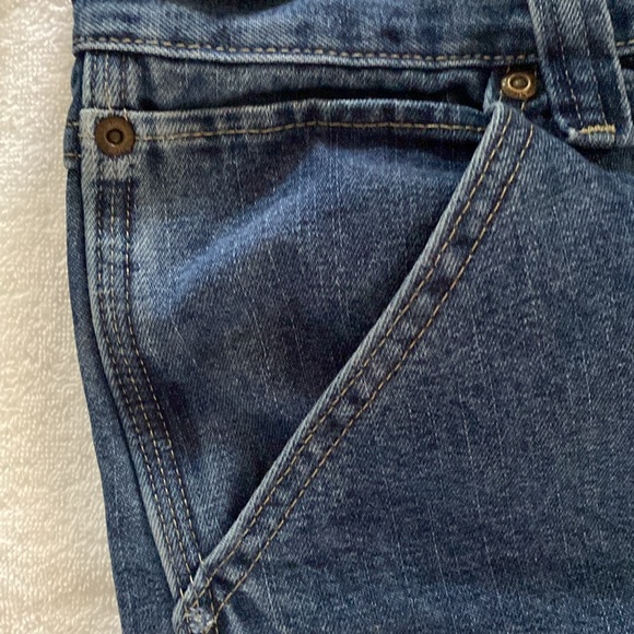 Wrangler Classic Blue Jeans with Red Tag - Picture 3 of 8